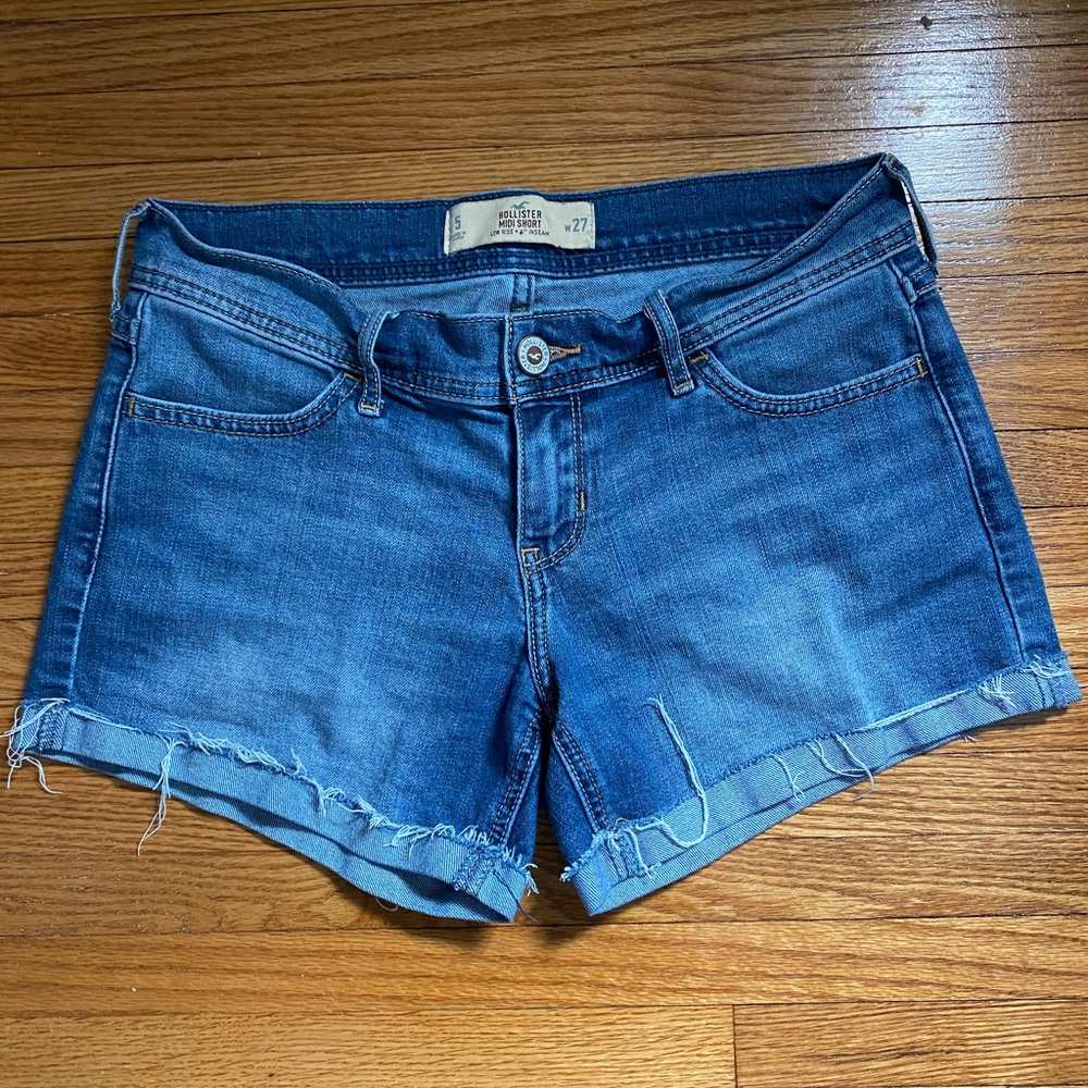 Light Wash Hollister Shorts Midi, Low Rise